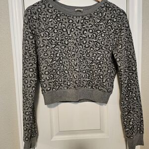 Abercrombie & Fitch Gray Crew Neck Sweater with Leopard Print